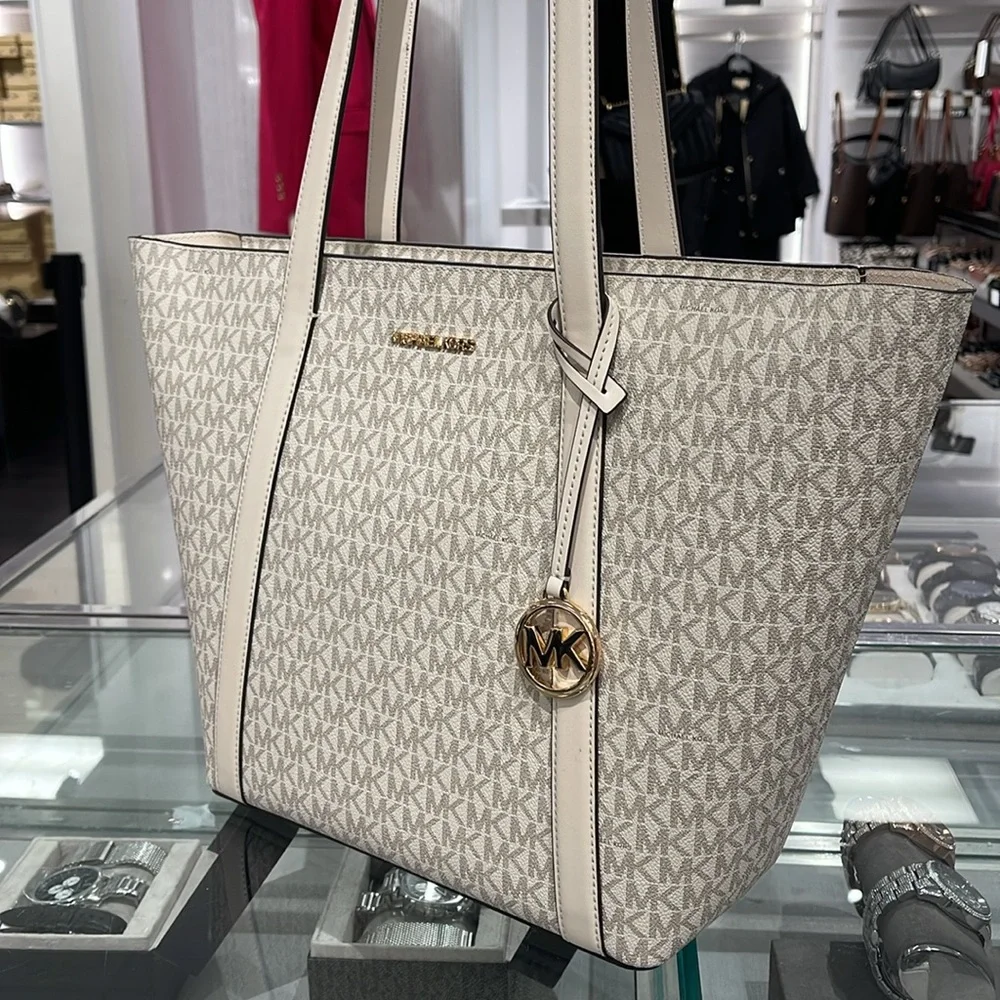 MICHAEL KORS Pratt Large Signature Logo Tote Shoulder Bag COLOR LIGHT CREAM NWT